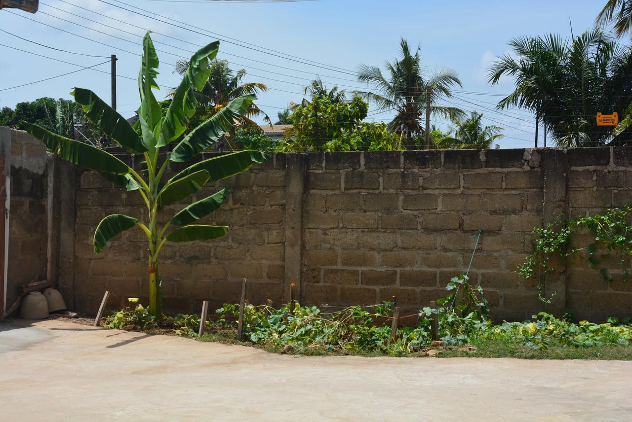 The Accra Backpackers Hostel Exterior foto